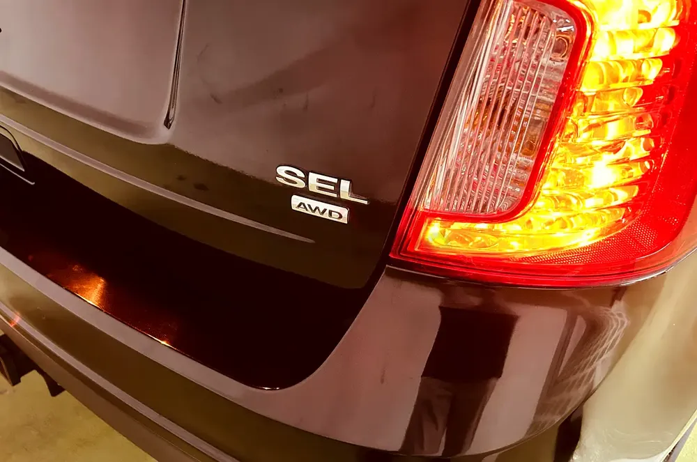 2014 Ford Edge SEL-AWD-immaculate condition inside and out-full service-100% Everything! - Image 8