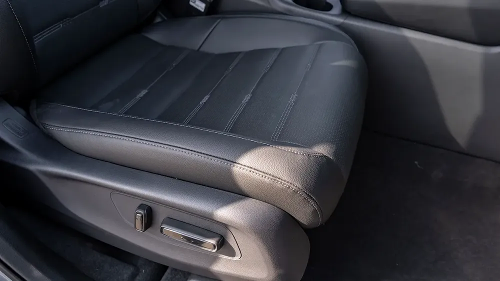 2026 | HONDA CRV GLOBAL 30 -YEAR HONOR EDITION 240 TURBO FRONTIER 5 SEATS - E.TAIL GATE - Image 16