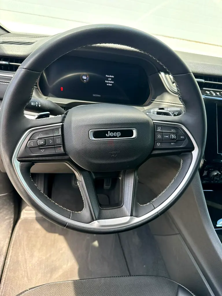 For Sale: 2024 Jeep Grand Cherokee Laredo (Excellent Condition) - Image 11