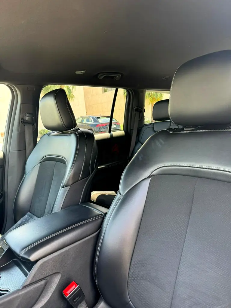 For Sale: 2024 Jeep Grand Cherokee Laredo (Excellent Condition) - Image 17