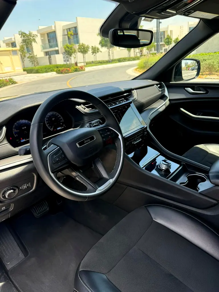 For Sale: 2024 Jeep Grand Cherokee Laredo (Excellent Condition) - Image 8