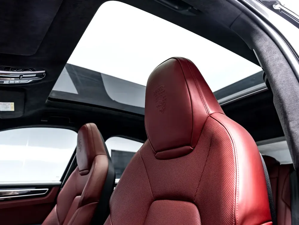 BUY NOW, PAY 2027 | THE BLACKLINE STANDARD | 12 Month Blackline Warranty, GCC - Image 17