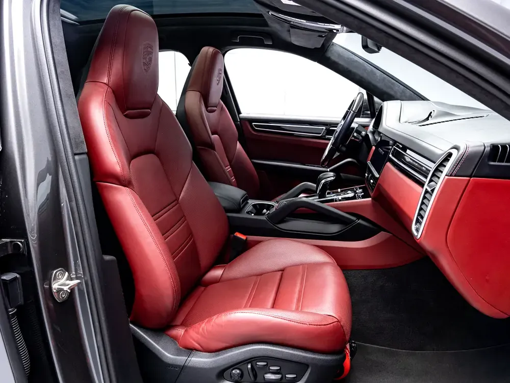 BUY NOW, PAY 2027 | THE BLACKLINE STANDARD | 12 Month Blackline Warranty, GCC - Image 9
