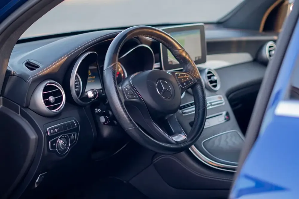 MERCEDES GLC300 COUPE AMG 2018 - Image 9