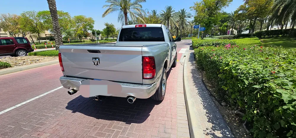2016 Dodge Ram 1500 Laramie - American Specs - Image 7