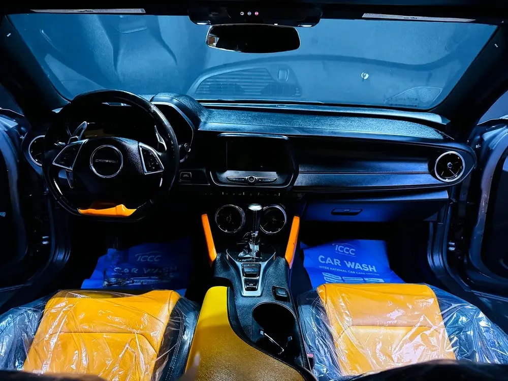 Chevrolet Camaro RS Convertible 2020 - Perfect Condition! - Image 8