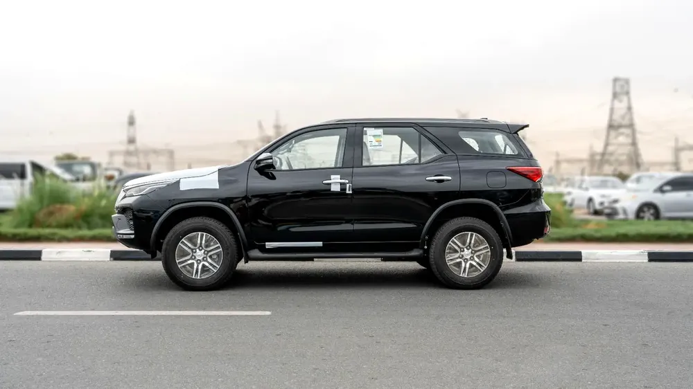 2026 Toyota Fortuner VX 4.0L AT Petrol (Black-Tan) - Image 4
