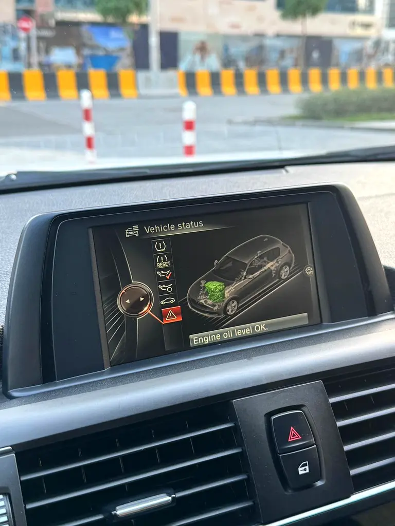 2016 BMW 120i GCC - Image 16