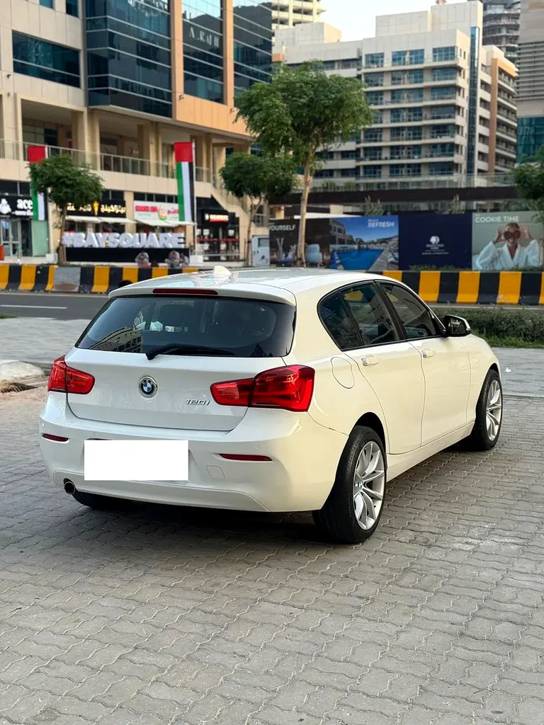 2016 BMW 120i GCC - Image 4