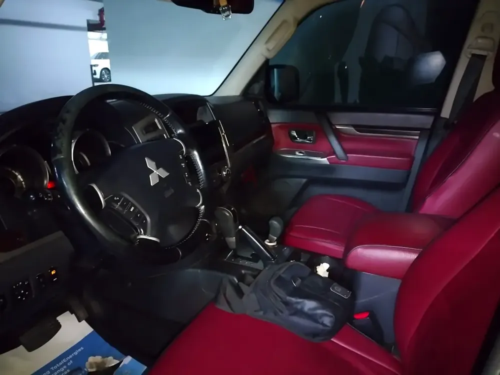 Modified Mitsubishi Pajero GLS 2015 GCC Specs - Well Maintained - Image 4