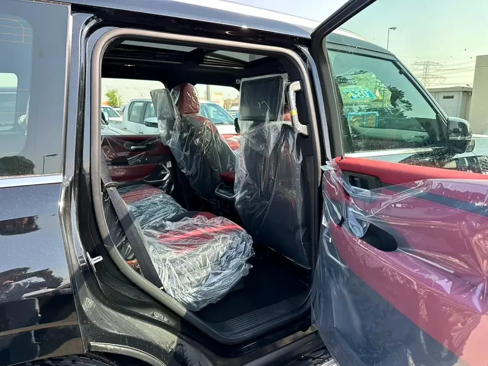 Nissan Patrol LE Platinum 3.5L TT Panoramic 2026 Black inside Red - GCC - Brand New- Export Only - Image 13