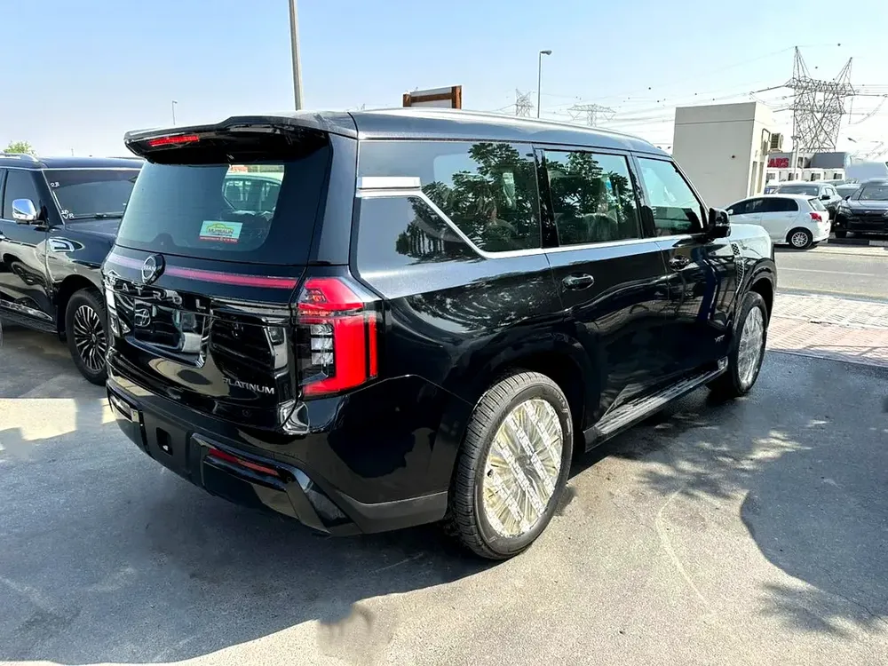 Nissan Patrol LE Platinum 3.5L TT Panoramic 2026 Black inside Red - GCC - Brand New- Export Only - Image 4