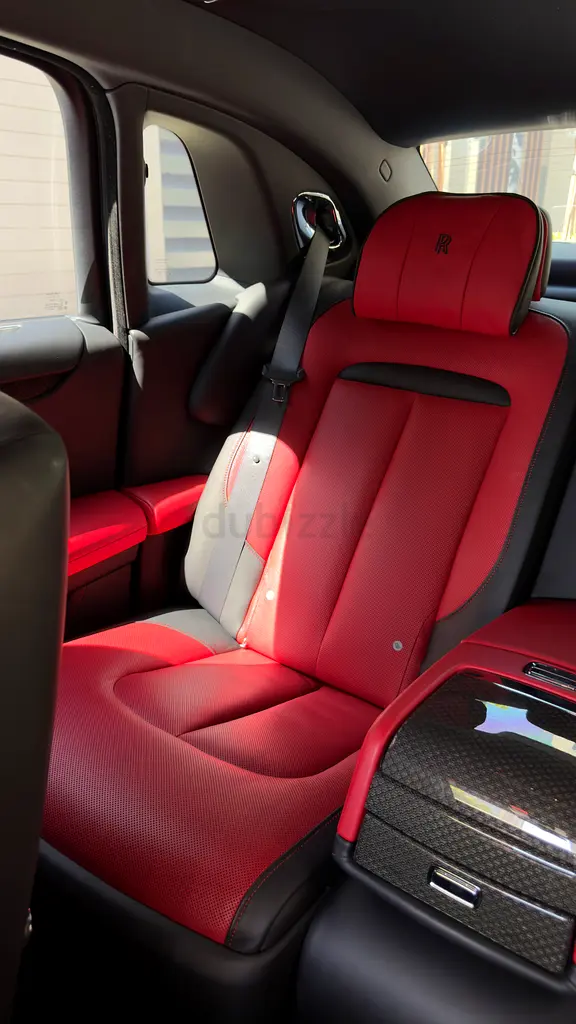 2023 Rolls-Royce Ghost Black Badge | GCC Specs | Ultra Luxury Sedan - Image 17