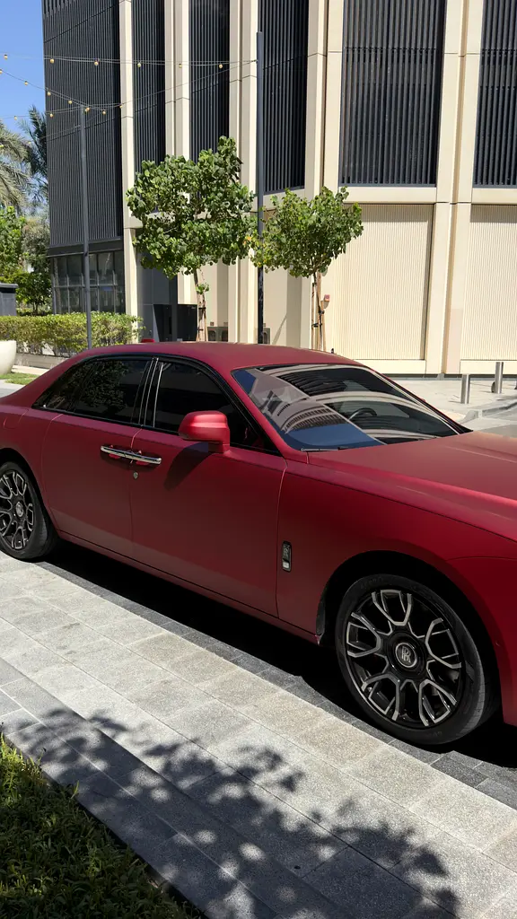 2023 Rolls-Royce Ghost Black Badge | GCC Specs | Ultra Luxury Sedan - Image 4