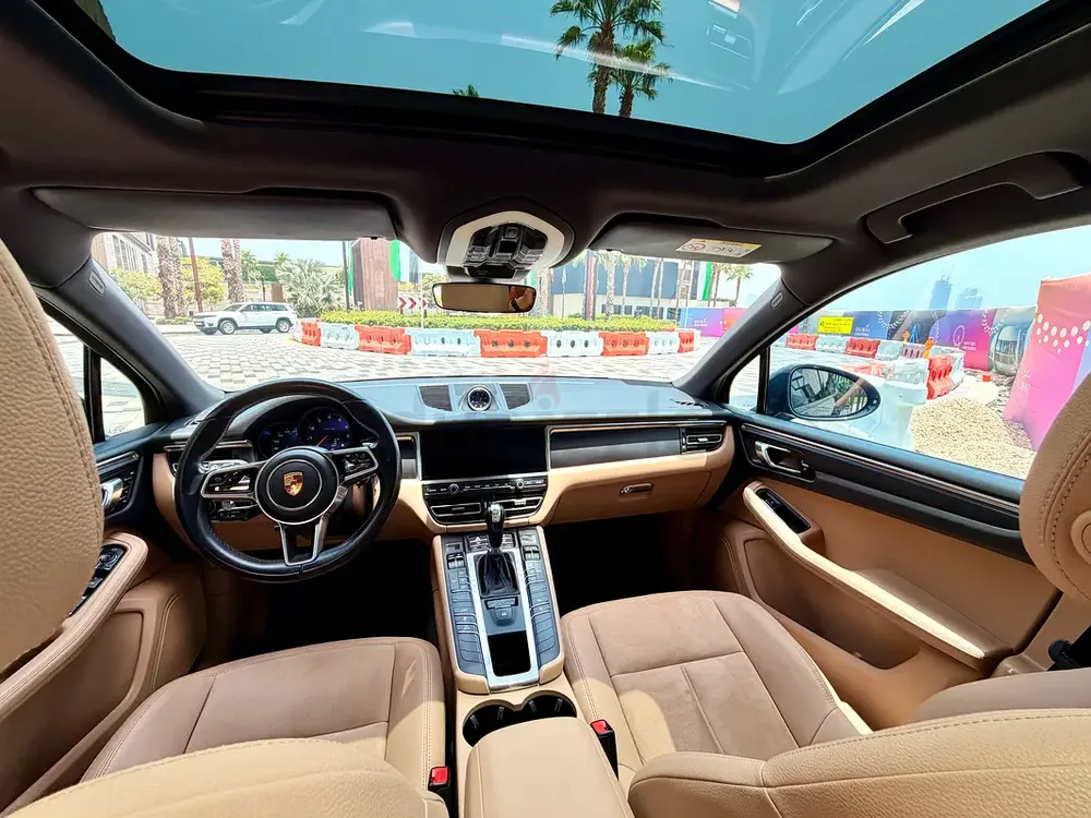 Porsche Macan 2020 — GCC Spec | Full Porsche Service History | Immaculate - Image 8