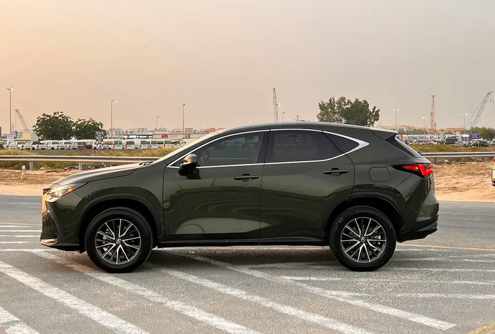 2024 Lexus NX250 MidOption 2.5L V4 FWD- Rear Camera & Sensor - Leather Seat - Auto Trunk - Image 4