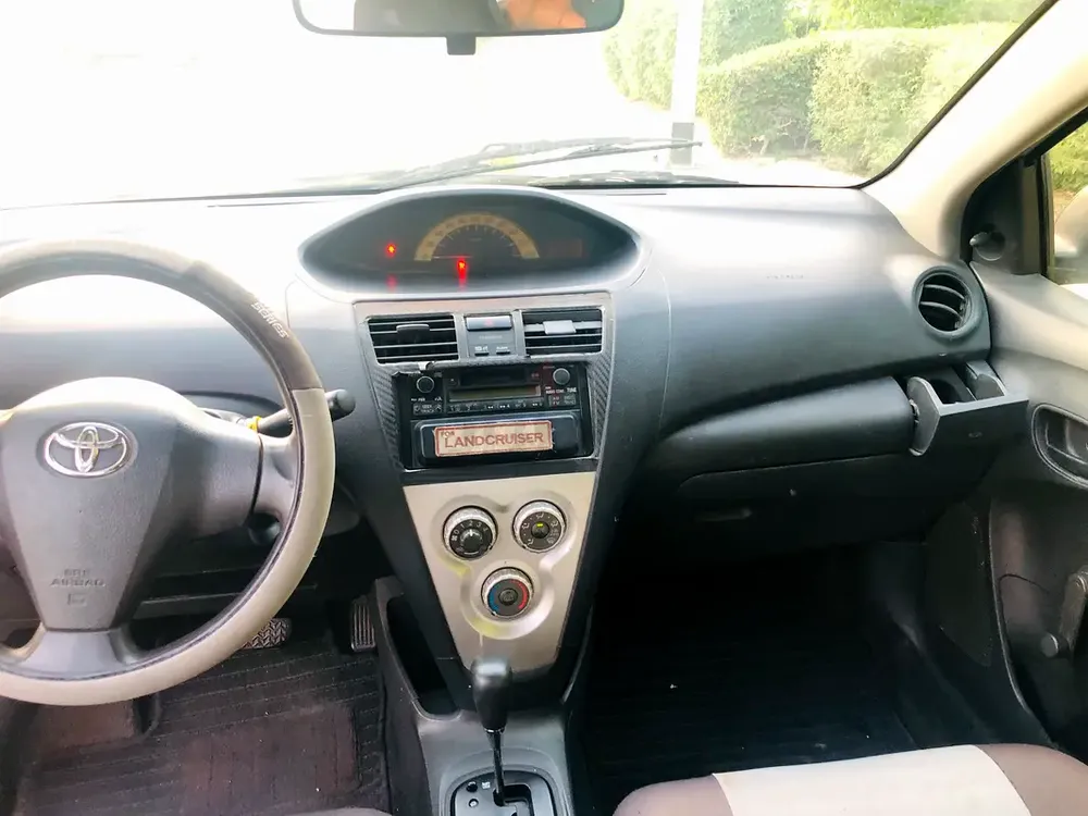 2008 Toyota Yaris SE,GCC Specs - Reliable and Fuel Efficient - Image 4