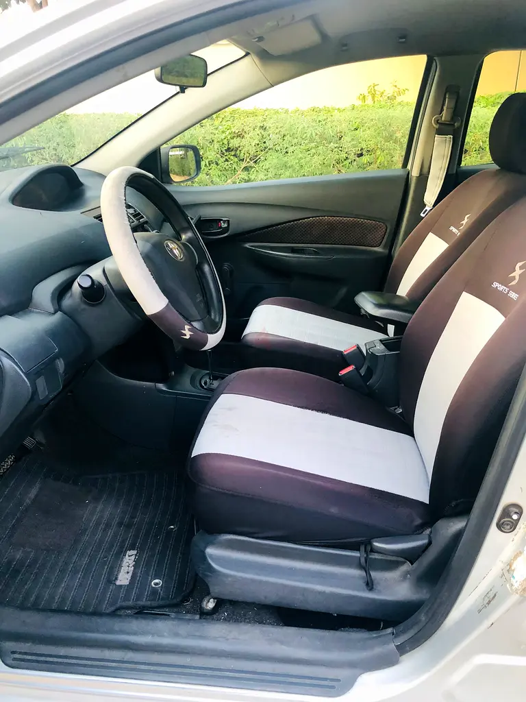 2008 Toyota Yaris SE,GCC Specs - Reliable and Fuel Efficient - Image 9