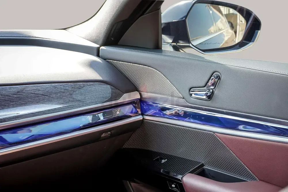 AED 4999/month | 2024 BMW 7-Series 735i | GCC Specs | Ref#394174 - Image 12