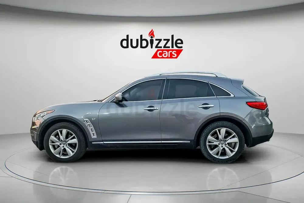 AED 705/month | 2017 Infiniti QX70 Luxury | GCC Specs | Ref#387379 - Image 5