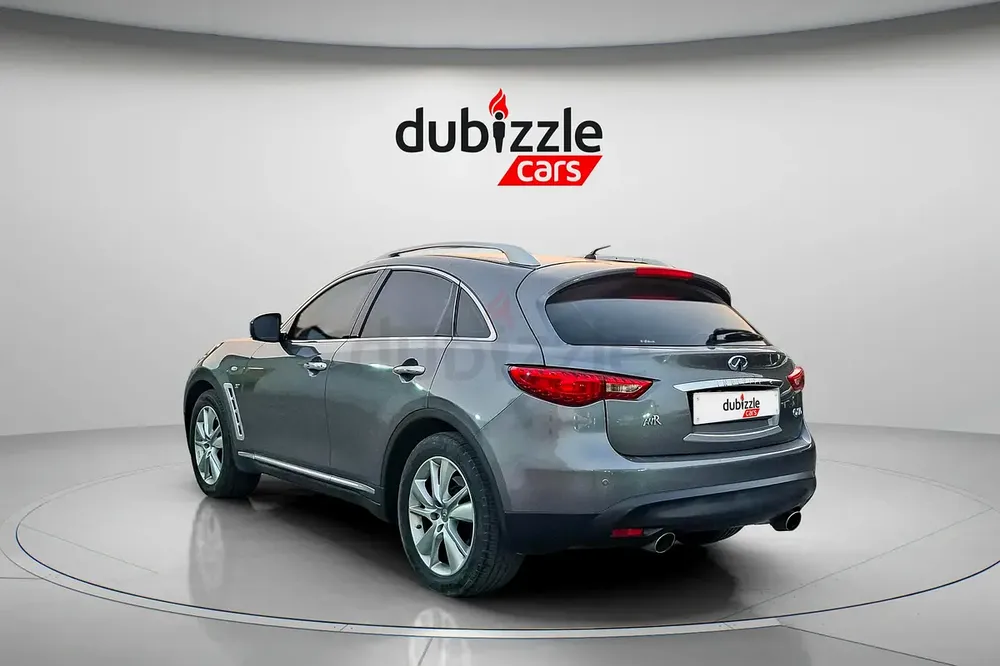 AED 705/month | 2017 Infiniti QX70 Luxury | GCC Specs | Ref#387379 - Image 8