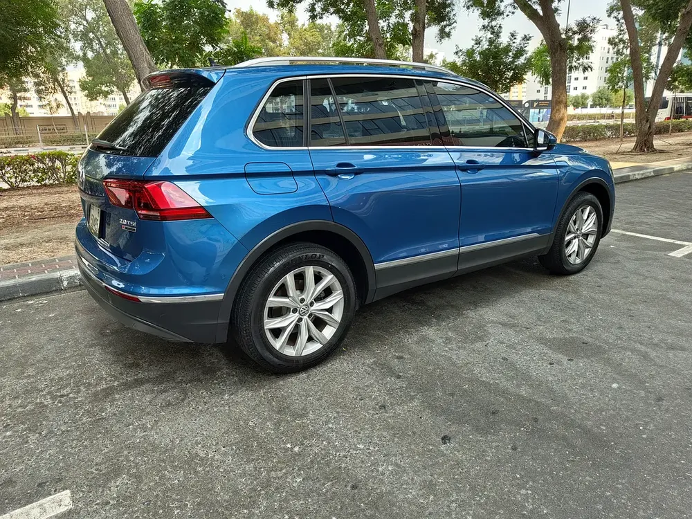 2017 VOLKSWAGEN TIGUAN - FULL OPTIONS - GCC SPECS - FULL SERVICE HISTORY - Image 5
