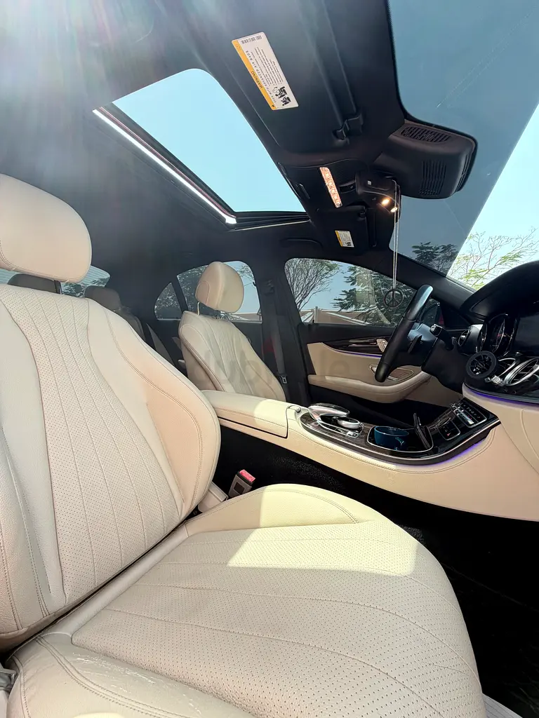 2019 Mercedes-Benz E 300 - American Specs - Pristine Condition - Image 7