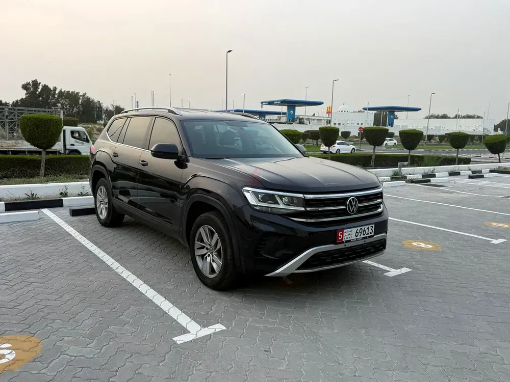 Teramont V6 engine Full Volxwagen agency  service history - Image 7