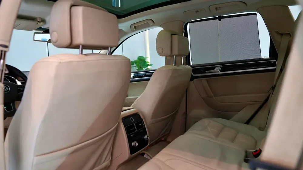 SPECIAL VOLKSWAGEN TOUAREG V6 || GCC  || FULLY LOADED || UNIQUE ||  DEPENDABLE VEHICLE ||  LIKE NEW - Image 20