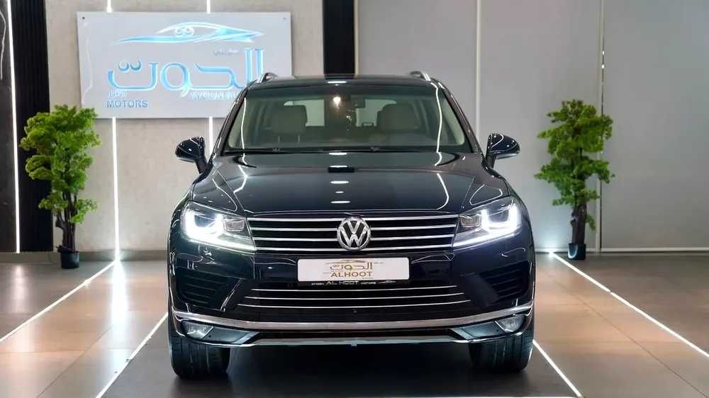 SPECIAL VOLKSWAGEN TOUAREG V6 || GCC  || FULLY LOADED || UNIQUE ||  DEPENDABLE VEHICLE ||  LIKE NEW - Image 5