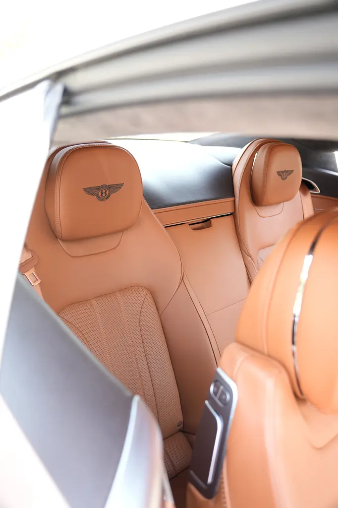 Bentley Continental GT 2019 | GCC | W12 | Full Service History - Image 10