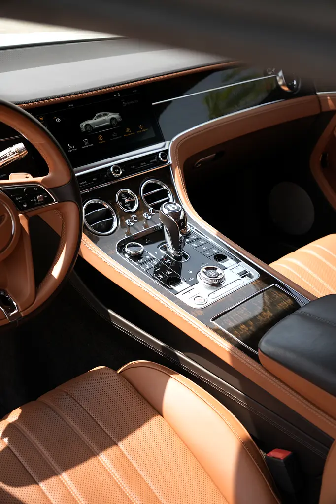 Bentley Continental GT 2019 | GCC | W12 | Full Service History - Image 17