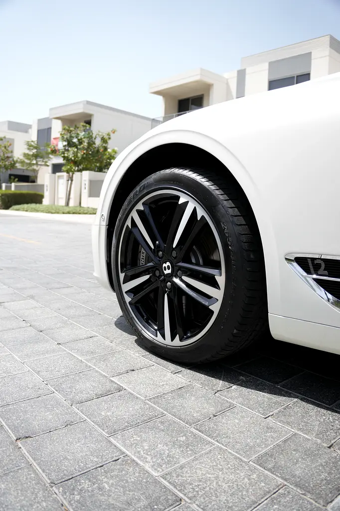 Bentley Continental GT 2019 | GCC | W12 | Full Service History - Image 20
