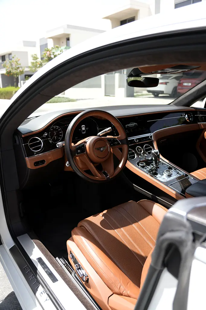 Bentley Continental GT 2019 | GCC | W12 | Full Service History - Image 4