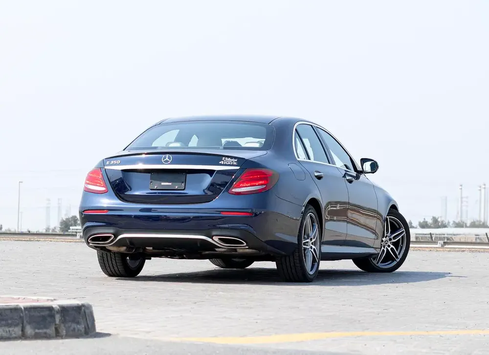 Mercedes-Benz E-Class E 350 2020 - American Specs clean title - Image 5