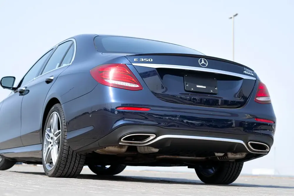 Mercedes-Benz E-Class E 350 2020 - American Specs clean title - Image 6