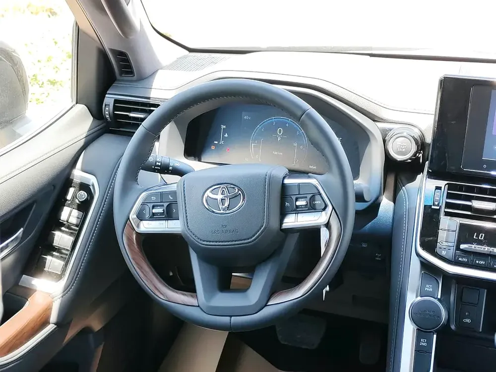 2026 Toyota Land Cruiser LC300 GXR High Option with Sunroof 4.0L V6 Petrol A/T 4WD Export Only - Image 13