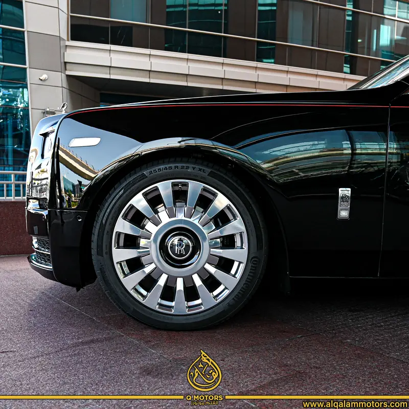2019 ROLLS ROYCE PHANTOM DONE ONLY 10,000KM GCC - Image 11