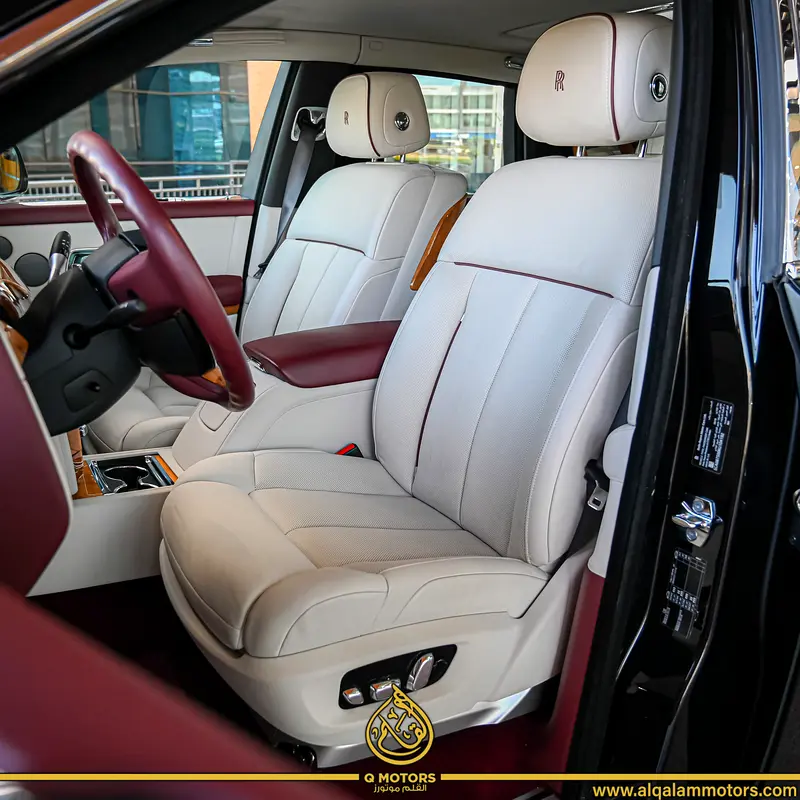 2019 ROLLS ROYCE PHANTOM DONE ONLY 10,000KM GCC - Image 7