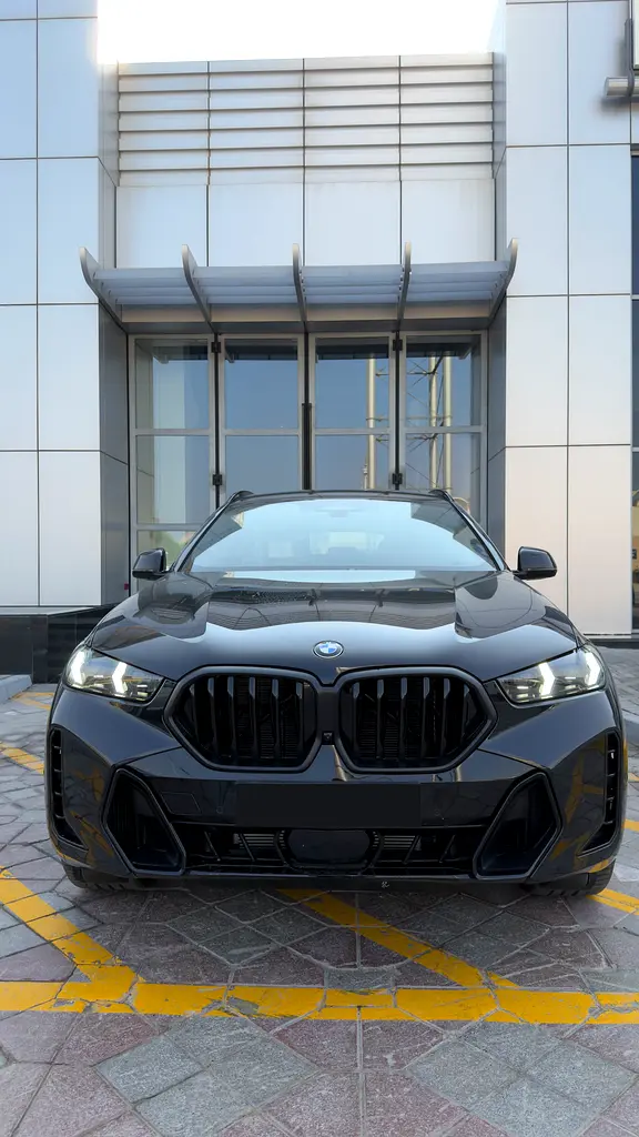 BMW X6 40i M Sport Package and Driving assistant pro , 2026 , 5 years service and warranty package - Image 4