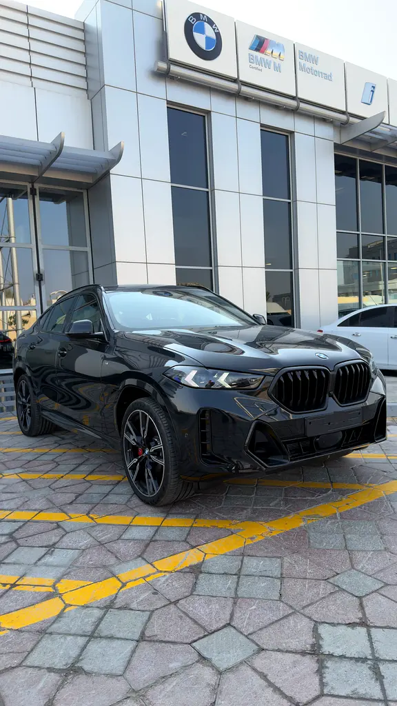 BMW X6 40i M Sport Package and Driving assistant pro , 2026 , 5 years service and warranty package - Image 5