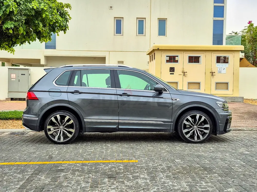 AED 912/month | 2019 Volkswagen Tiguan  | GCC Specs | Ref#437456 - Image 4