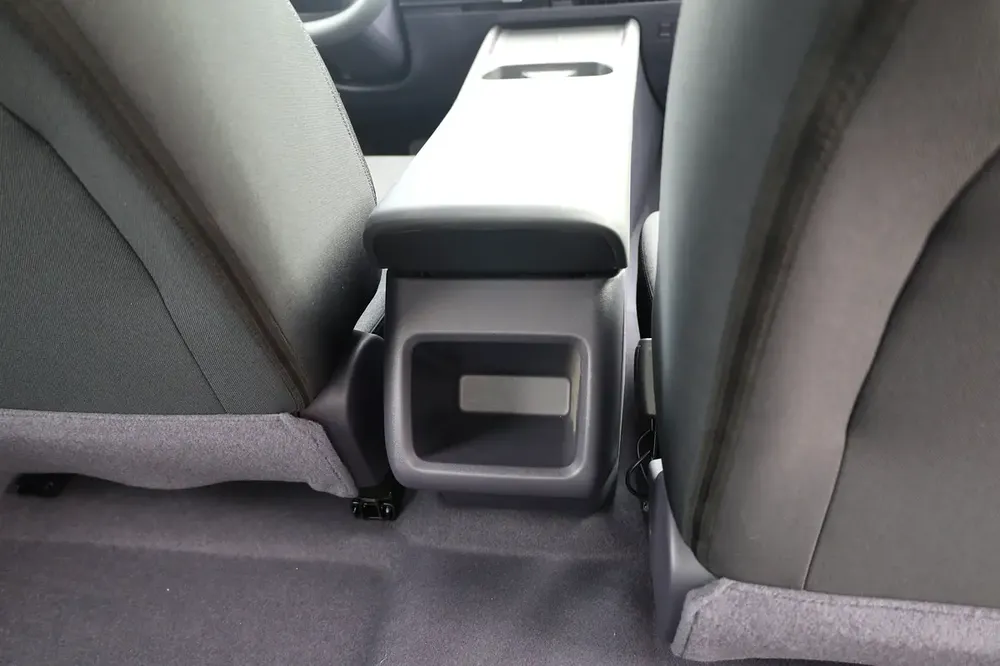 Nissan N6 180 Air 1.5L PHEV AT 2026 Only for EXPORT - Image 16