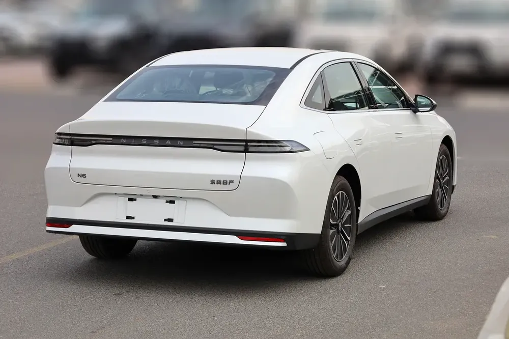 Nissan N6 180 Air 1.5L PHEV AT 2026 Only for EXPORT - Image 5