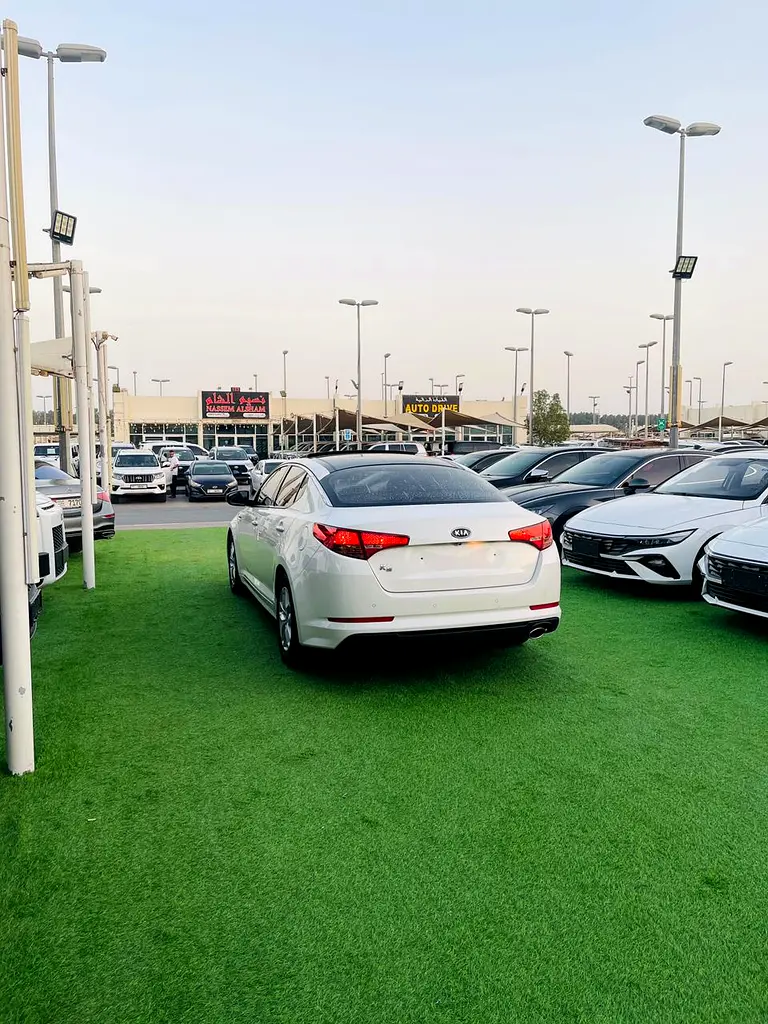 Kia Optima 2010 GCC | Well Maintained | Luxury Sedan | - Image 5