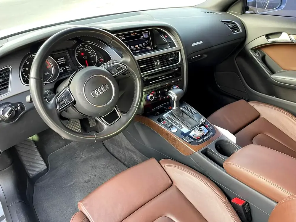 Audi A5 2015 V6 slineTFSI quattro Design | GCC Specs | Well Maintained - Image 5