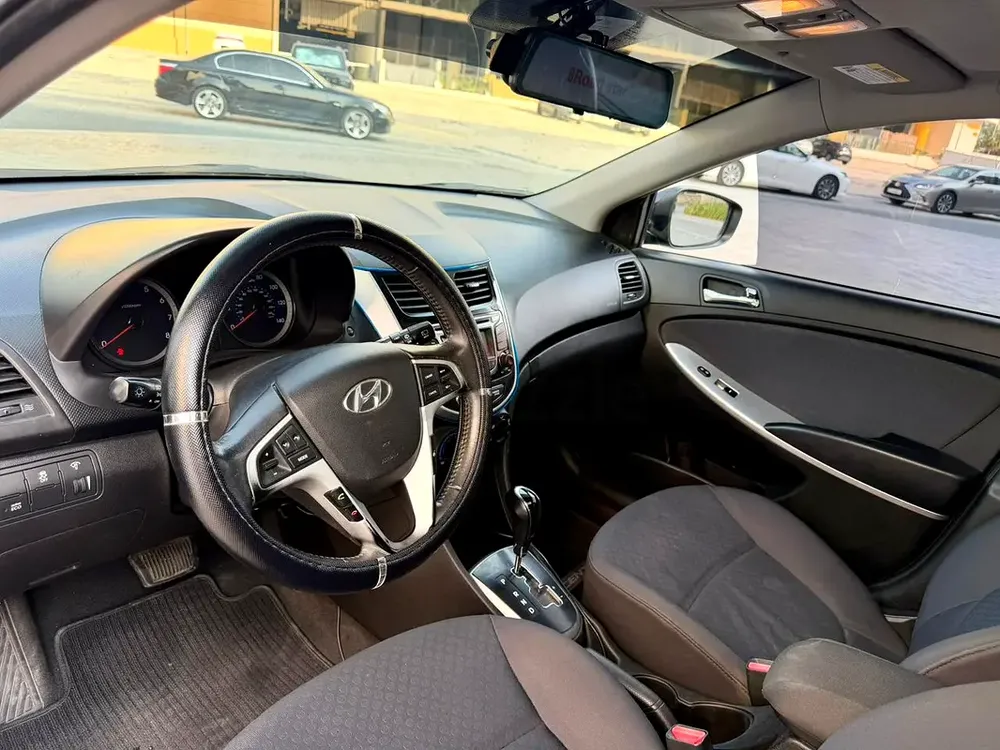 Hyundai Accent 2013  - Efficient Daily Driver with Sunroof - Image 5
