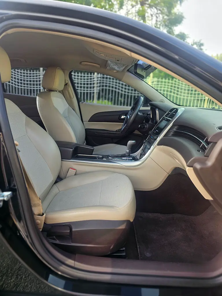 Chevrolet Malibu LT 2016 - GCC Specs - Well Maintained - Image 10