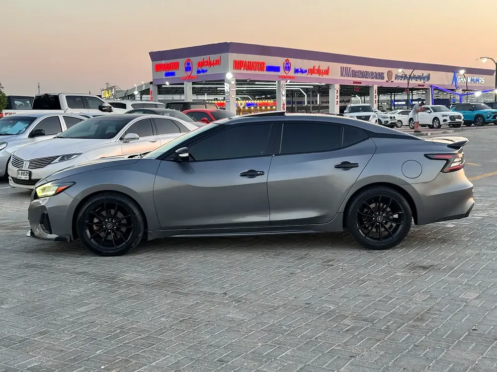 Nissan Maxima SL 2019 imported full option panoramic sunroof super clean car - Image 9