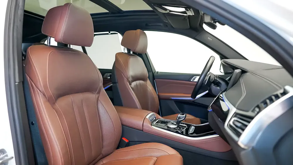 Special Offer | AED 2,947 PM | High Option, Styling Package | X5 xDrive40i M Sport - Image 6